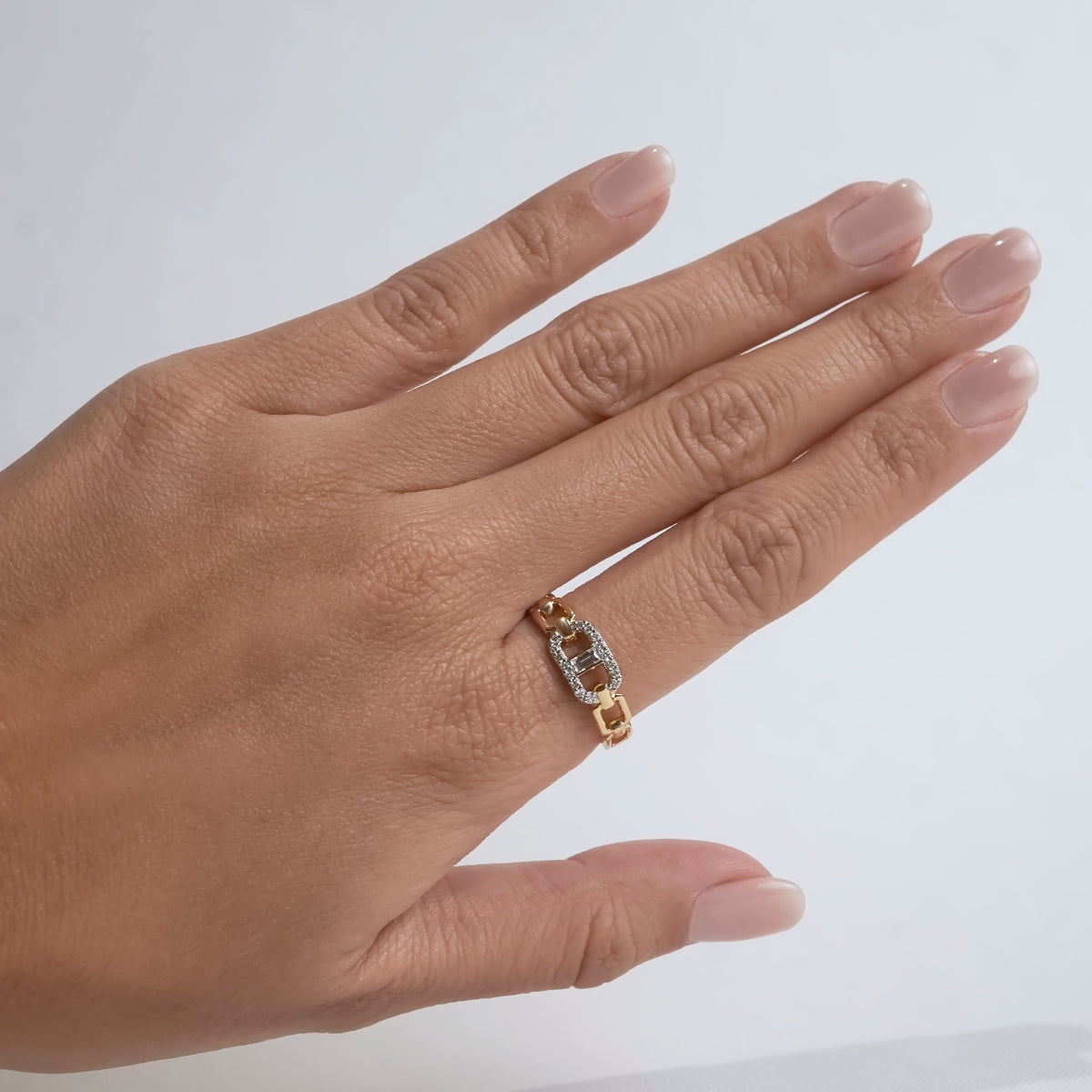 Curb Chain Diamond Ring