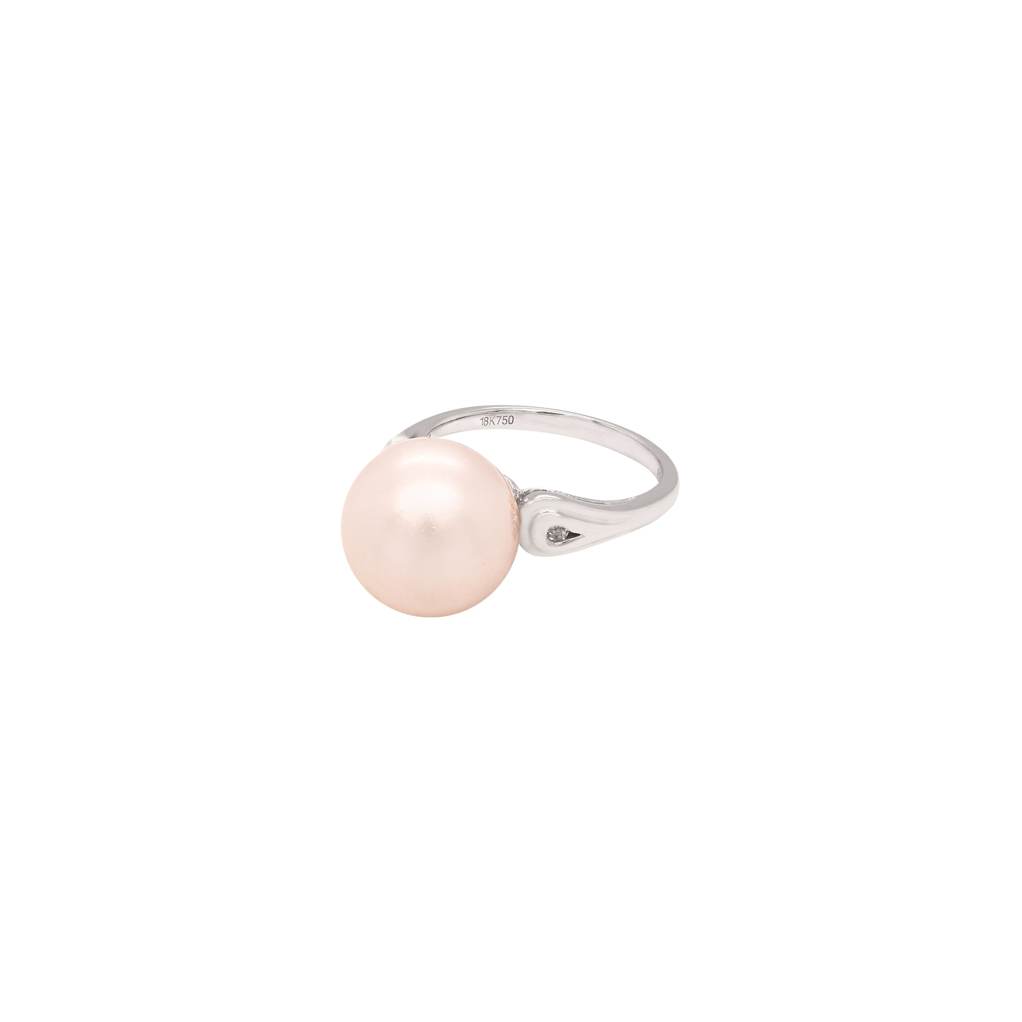 Luma Pearl Ring
