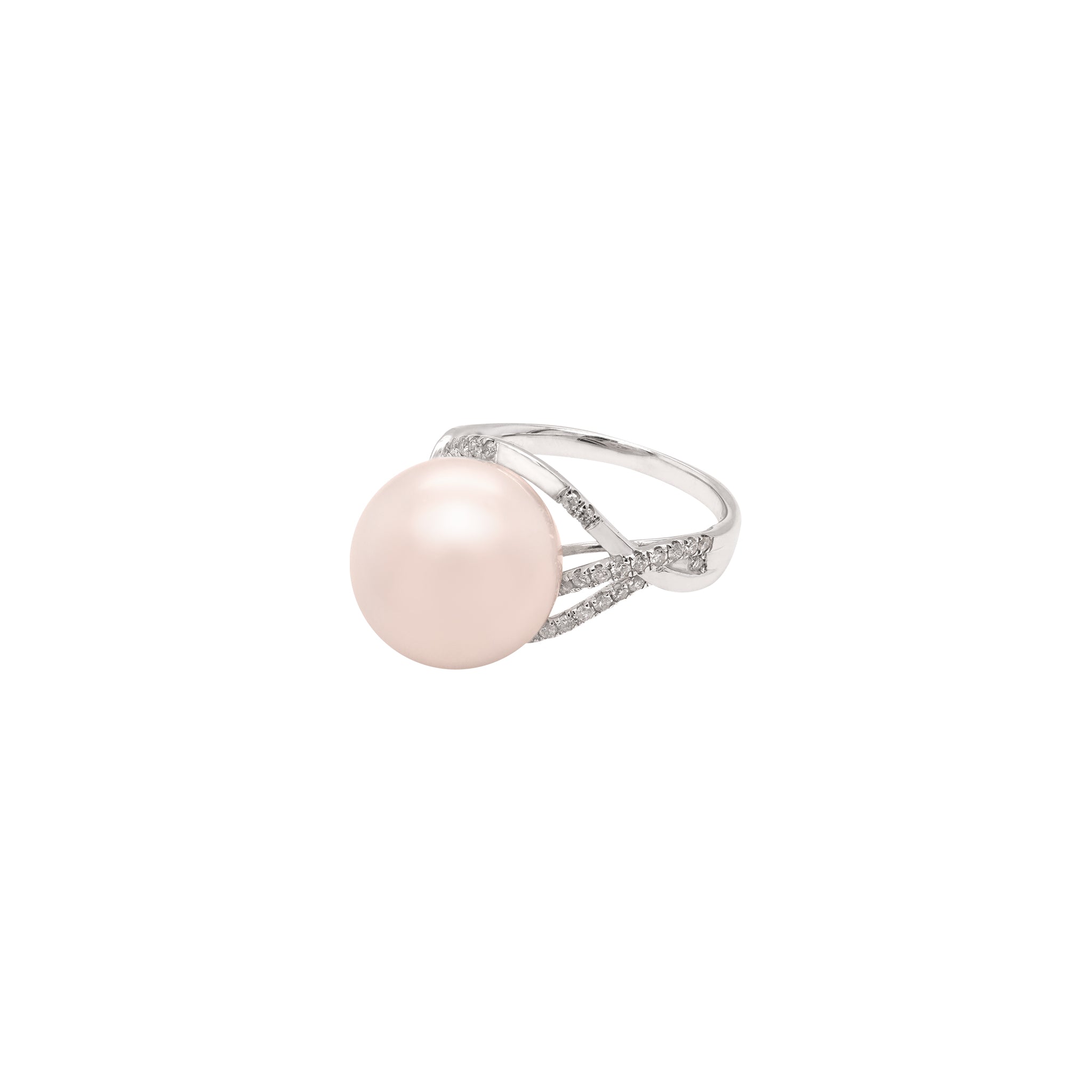Serene Pearl Ring