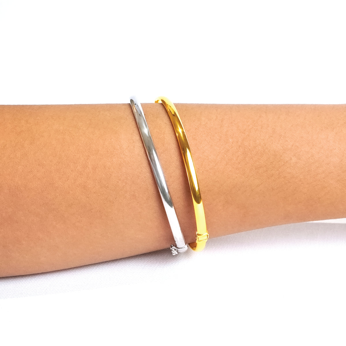 Stella Gold Bangle