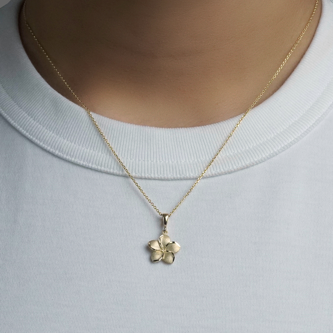 Full Bloom Gold Pendant