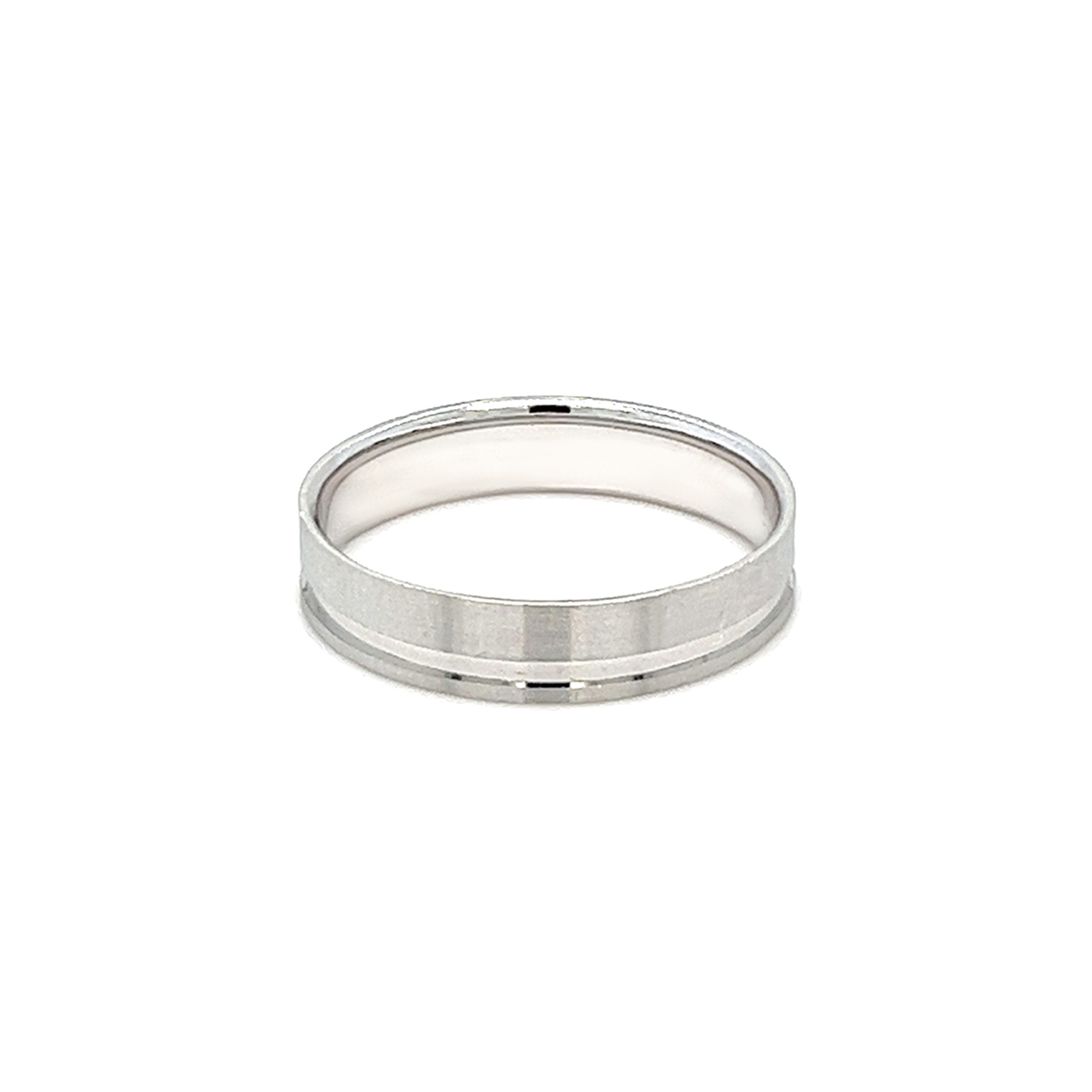 Stella Ring 13035: Elegant Gold Ring Band in White Gold from Miladay Jewels